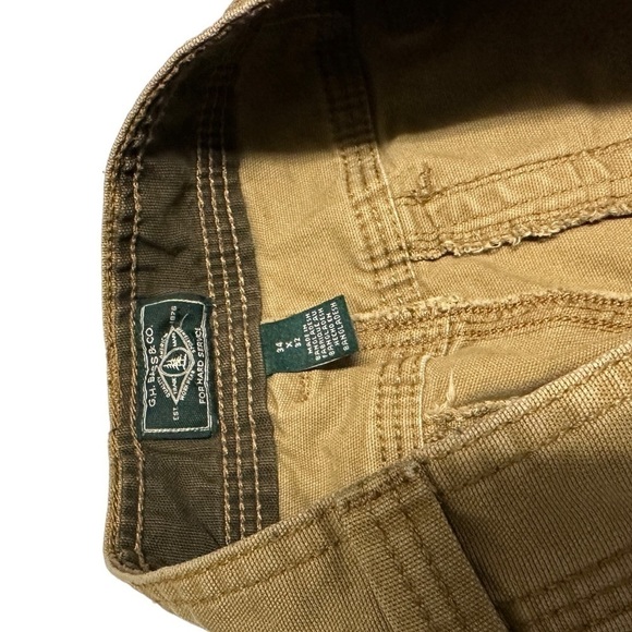 G.h.bass Co, khakis, carpenter pocket , 34-32,tan - Picture 2 of 3